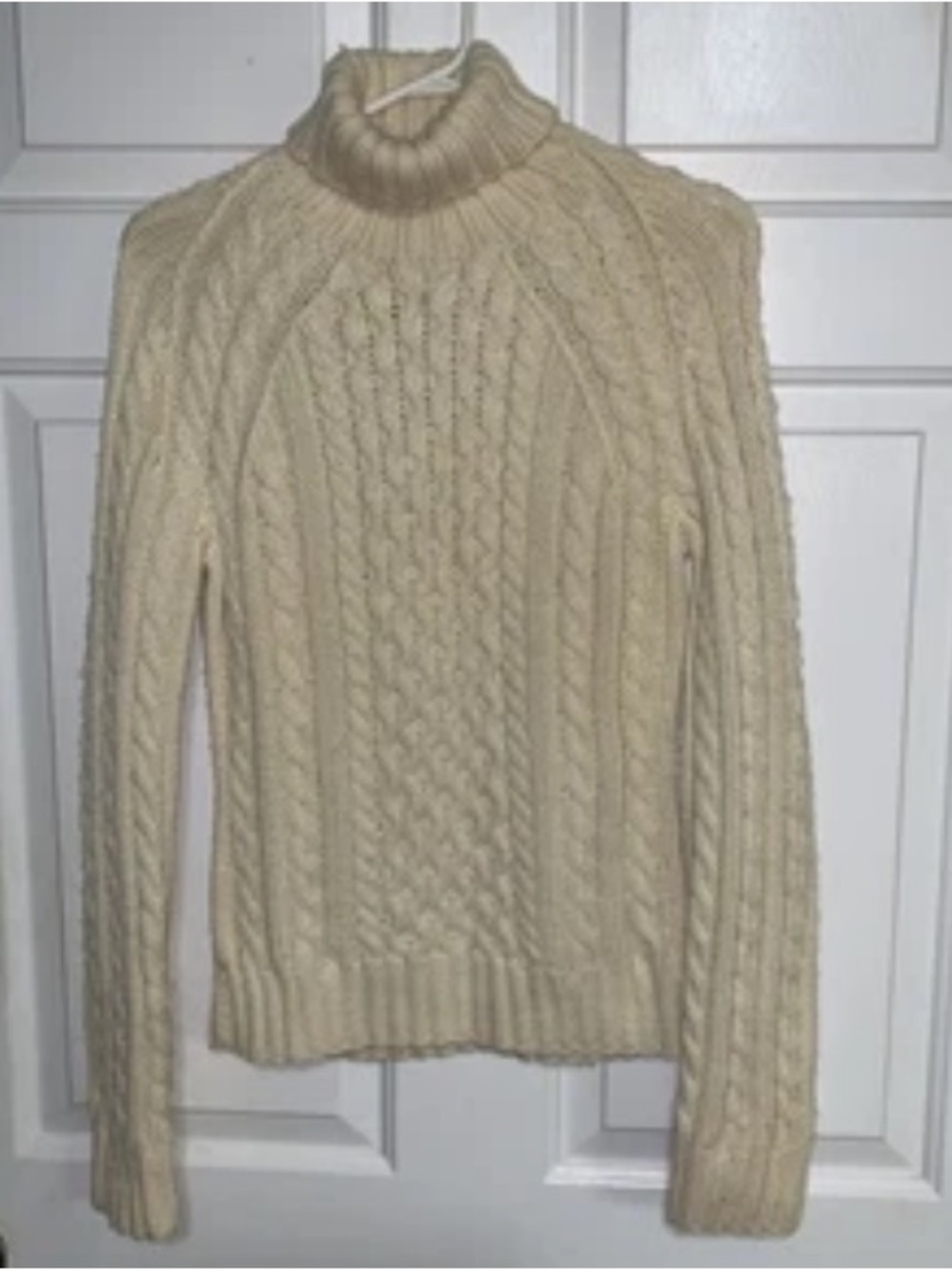🎄 J.Crew 100% Wool Ivory Cable Knit Turtleneck Sweater Women’s Cozy Classic M - Picture 3 of 15